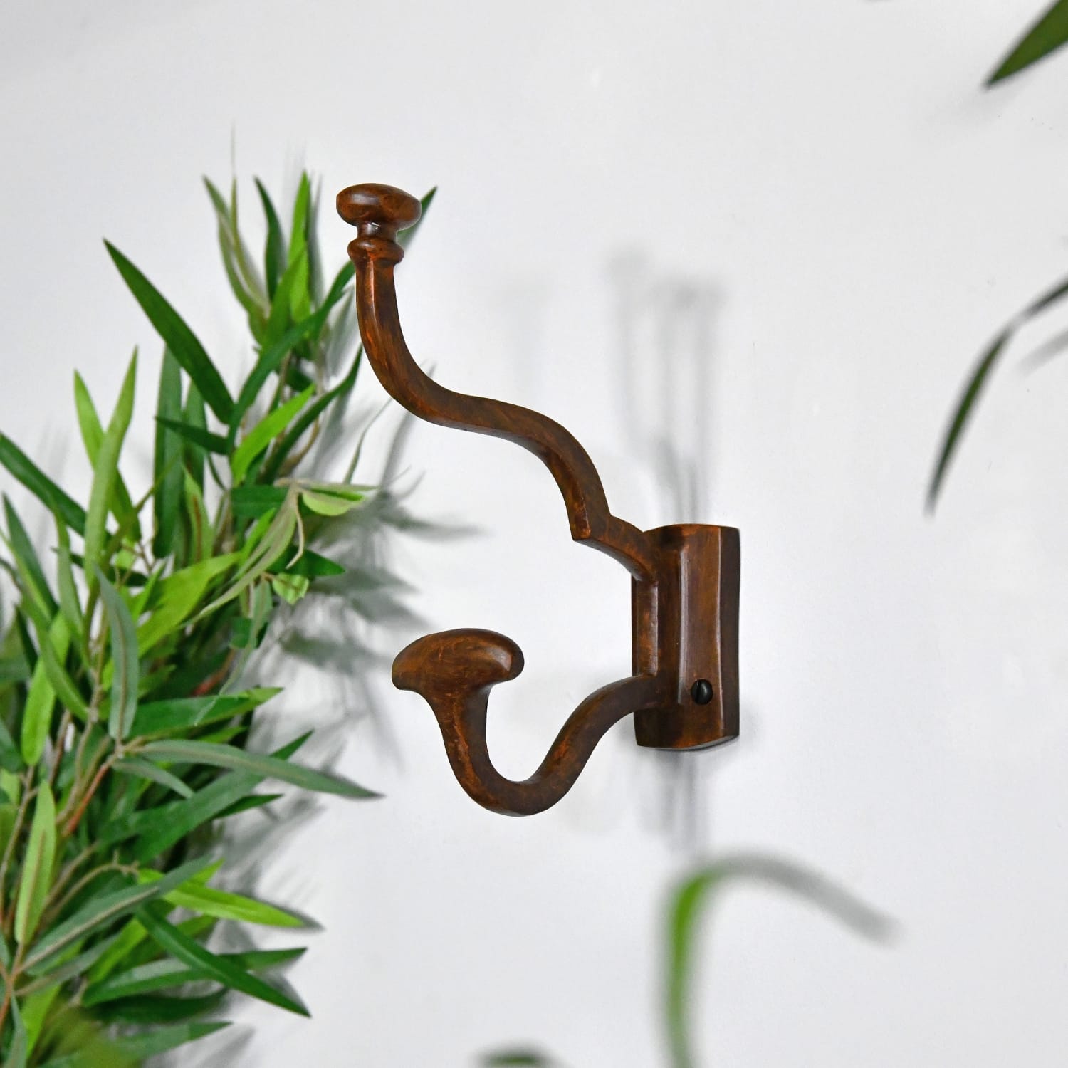 "Madame Anouk" Brown Hook With Wide Coat Holder