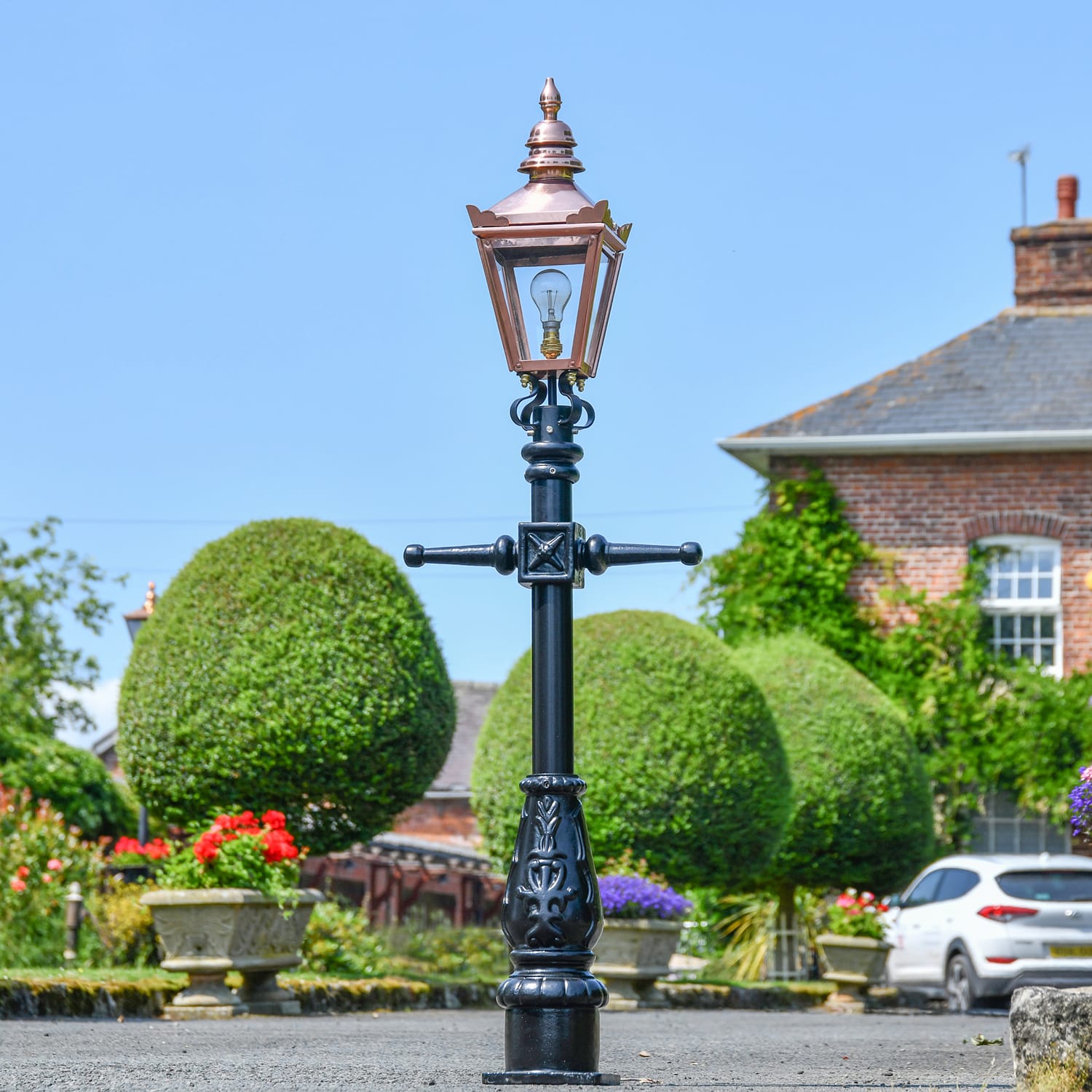 Miniature Copper Victorian Lamp Post - 1.5m