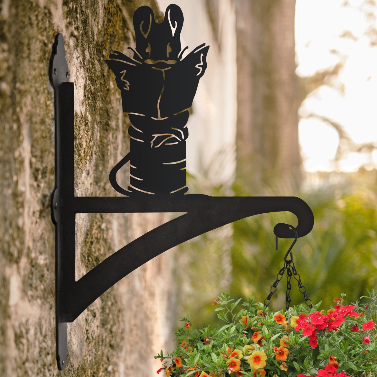 Mouse Sitting on Cotton Thread Iron Hanging Basket Bracket