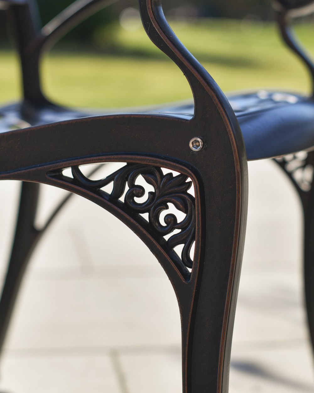 Berrington Antique Copper Four Seater Garden Dining Set Close Up Design On The Chair