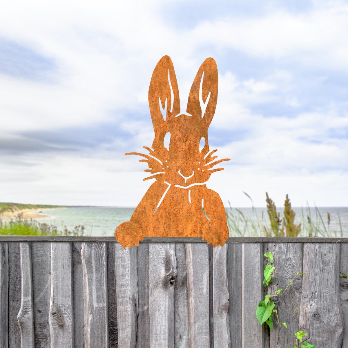 Steel Mr. Rabbit Fence Topper In Rustic