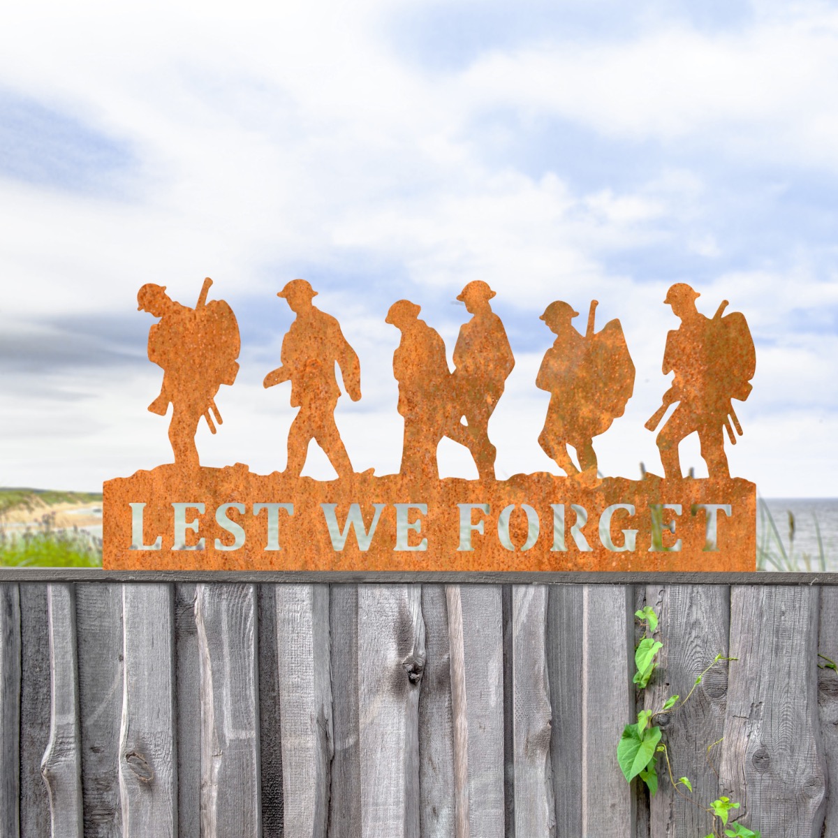 Steel Rustic "Lest We Forget" Fence Topper