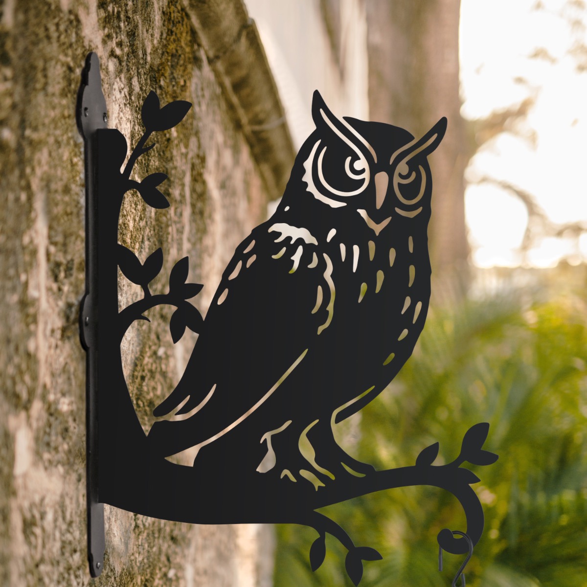 Great Horned Owl Hanging Basket Brac…
