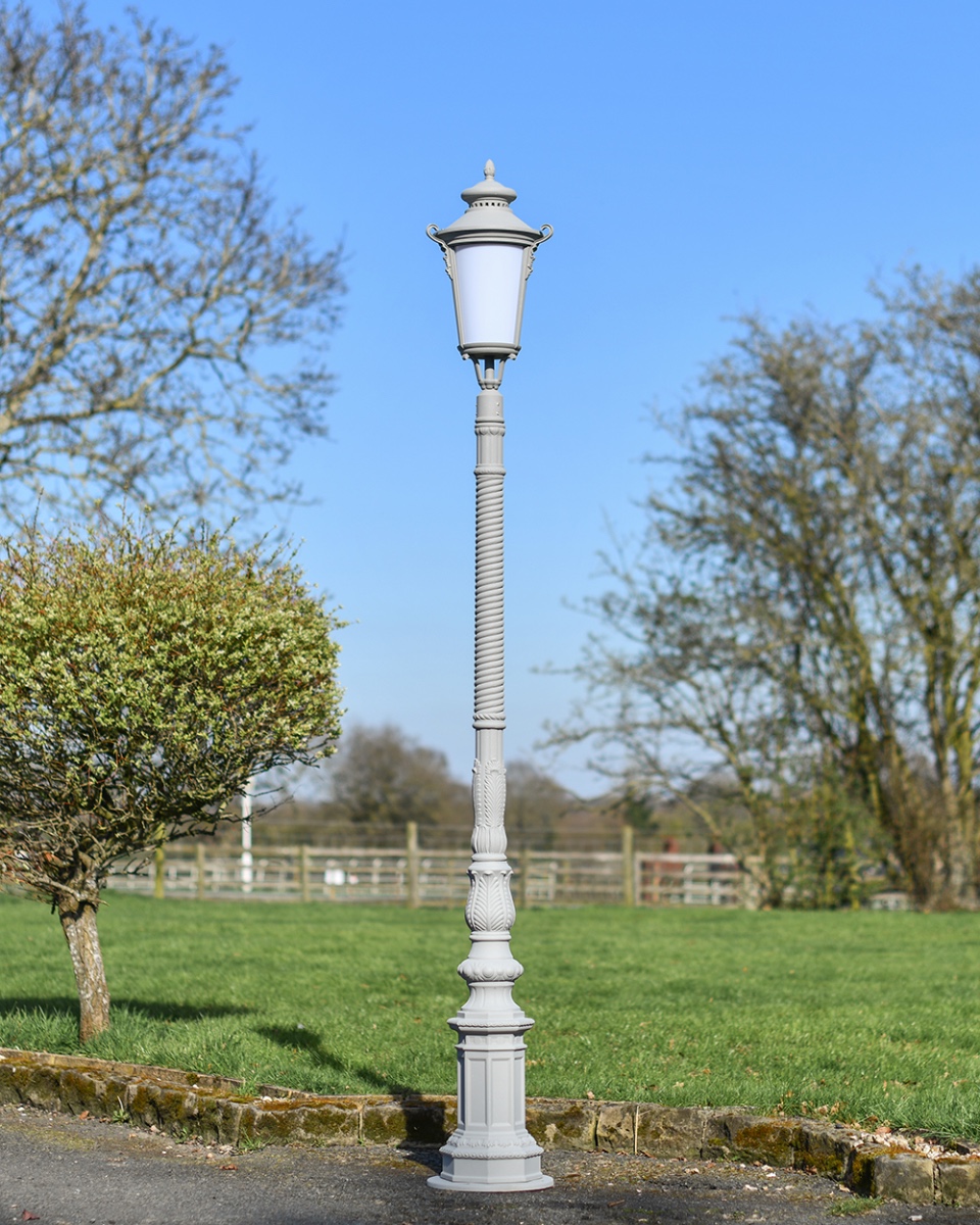 "The Matilda" Grey Lamp Post - 2.6m
