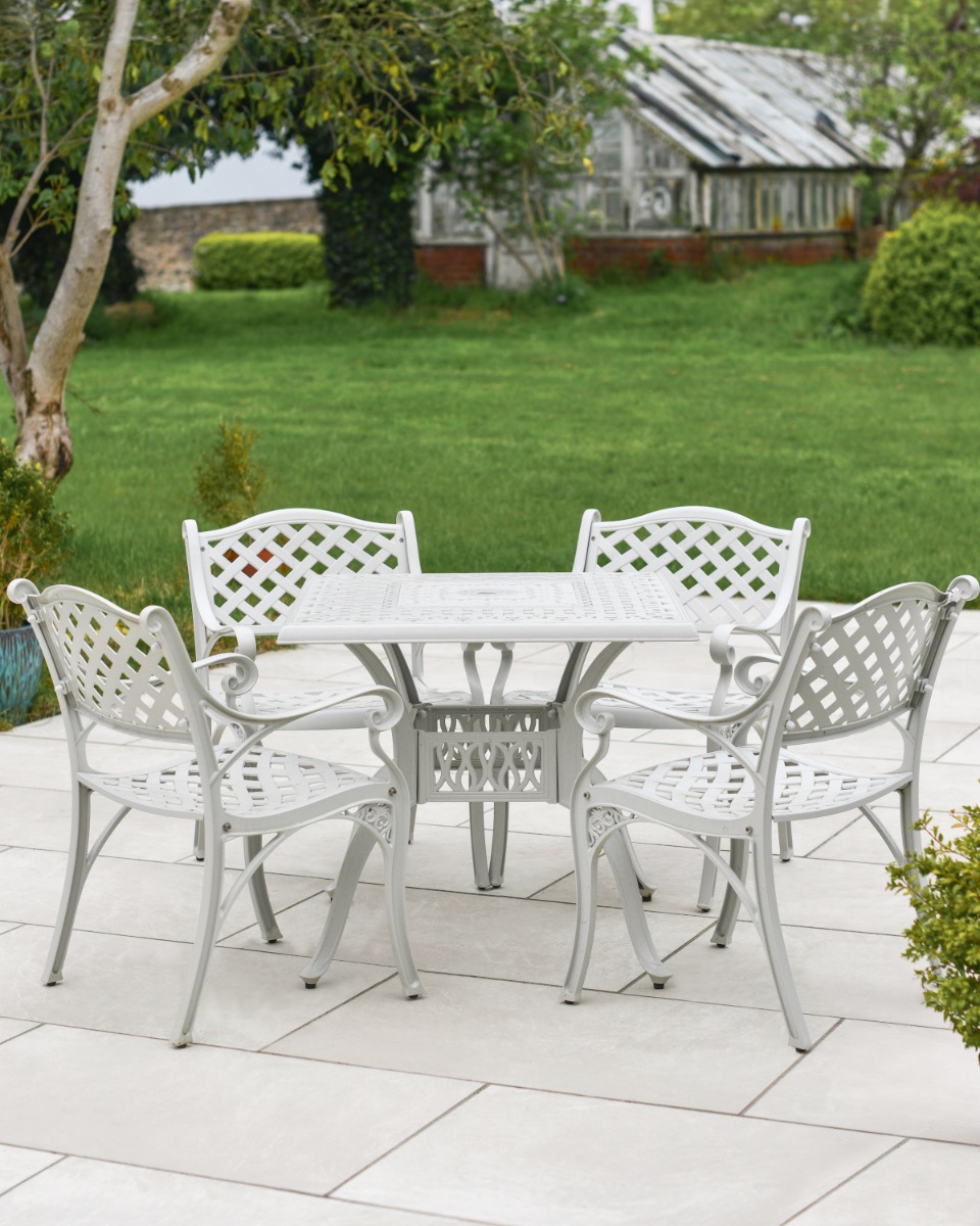 Deluxe "Delphine" Outdoor Four Seater Furniture Set In White