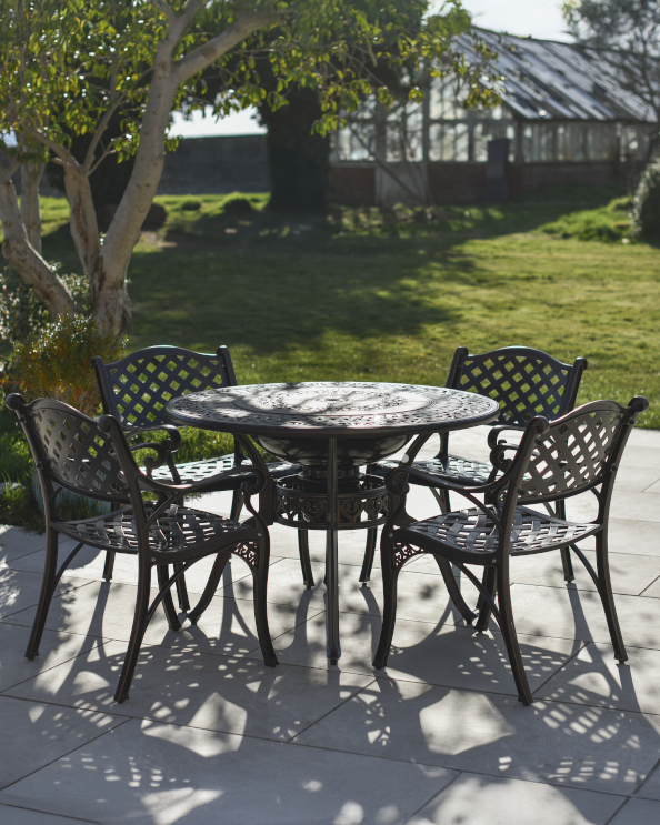 Deluxe "Rosita" Outdoor Four Seater Furniture Set With Integrated BBQ In An…