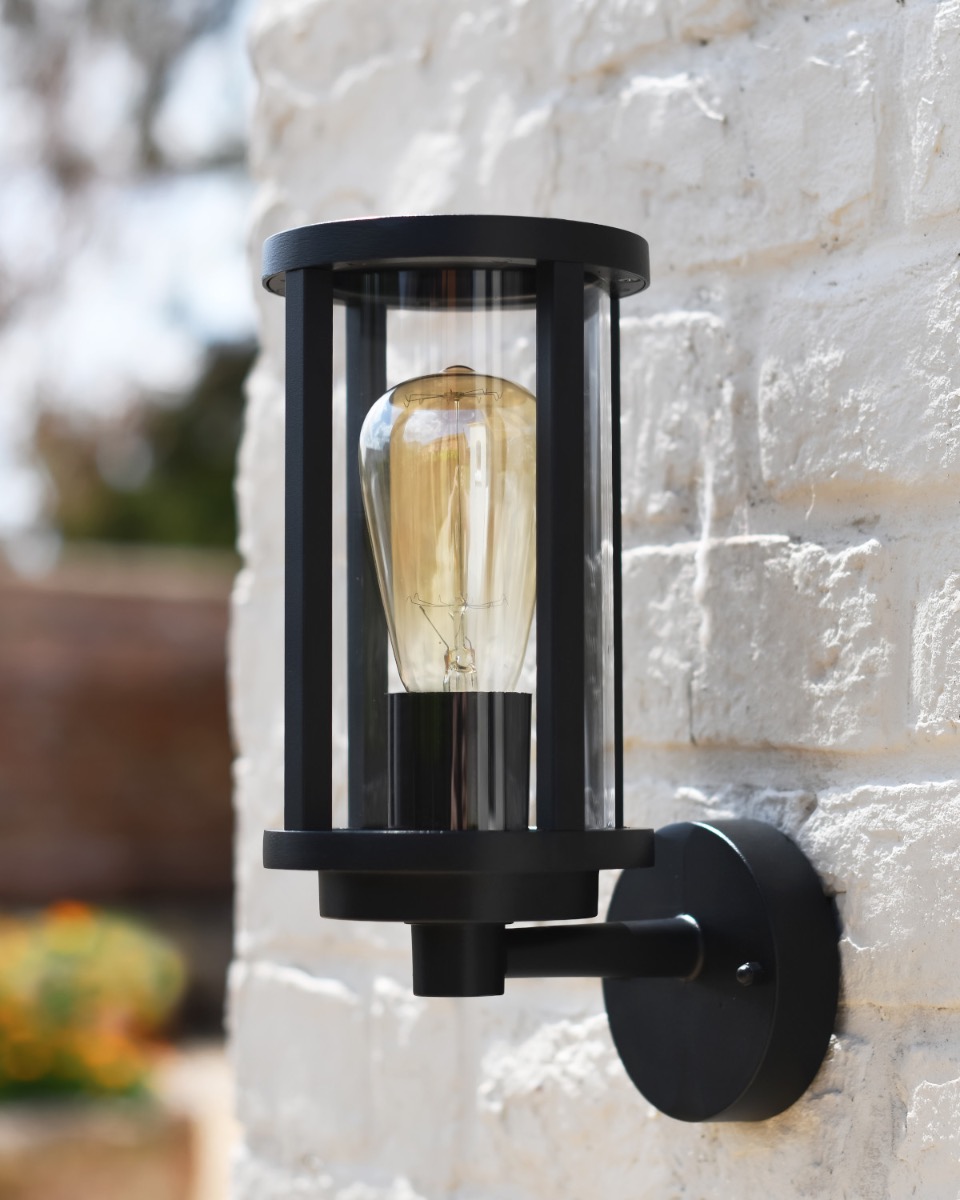 Black Contemporary 'Bedford' Wall Lantern