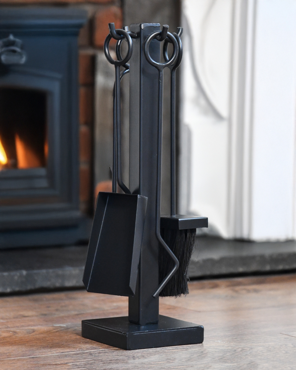 'Chester Row' Black Contemporary Companion Set (Clearance)