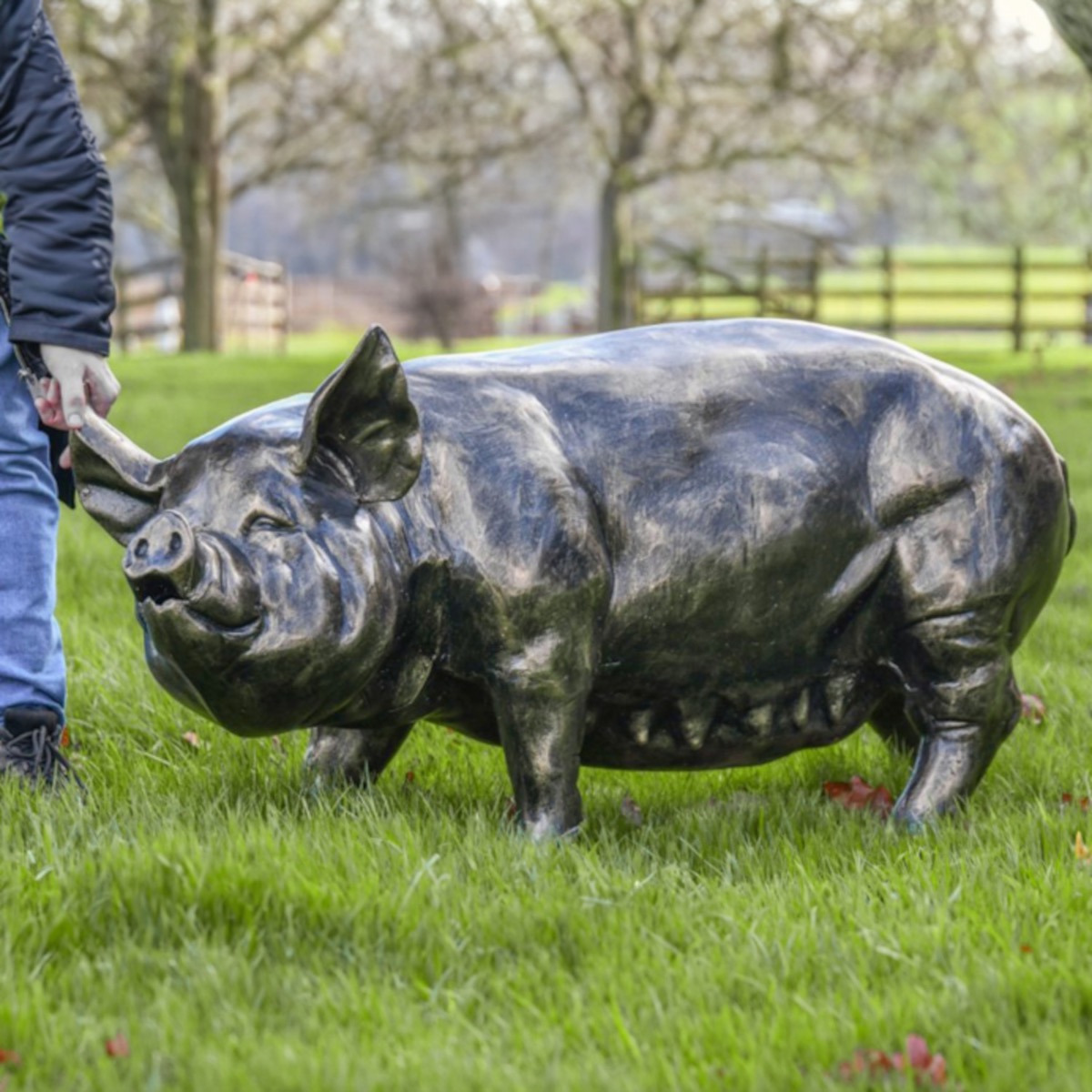 "Penelope" Pig Large Cast Aluminium Garden Sculpture (Clearance)