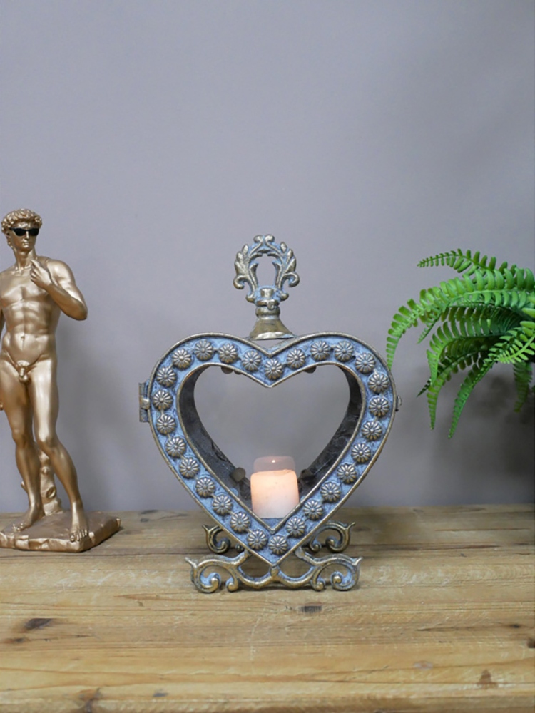 Deluxe Heart-Shaped Blue & Gold Candle Holder