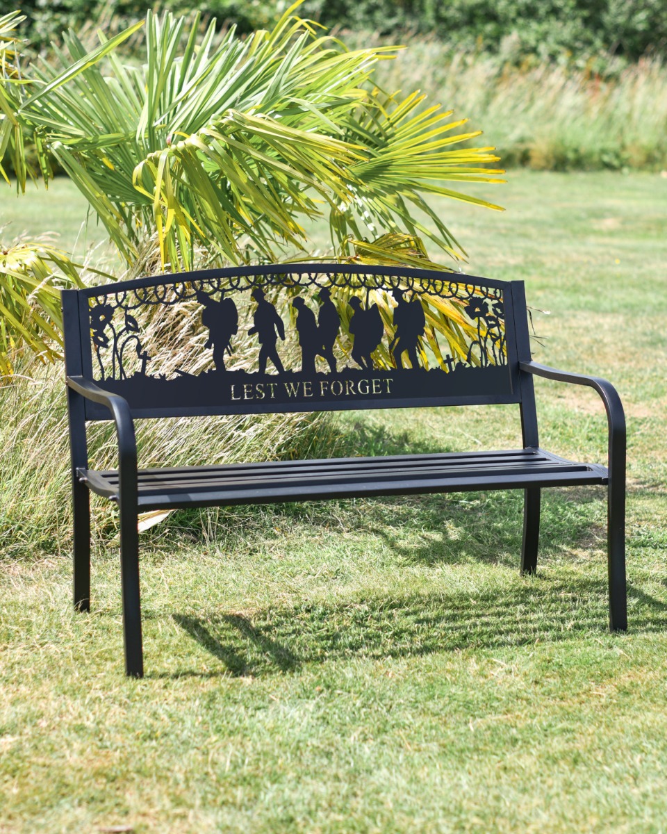 "Lest We Forget" Black Park Bench