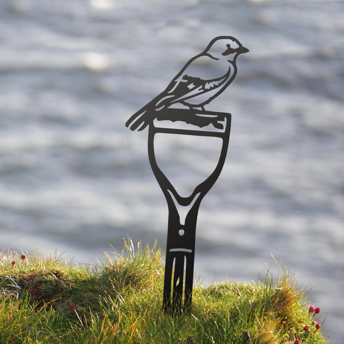 Steel Jay Garden Silhouette in Black