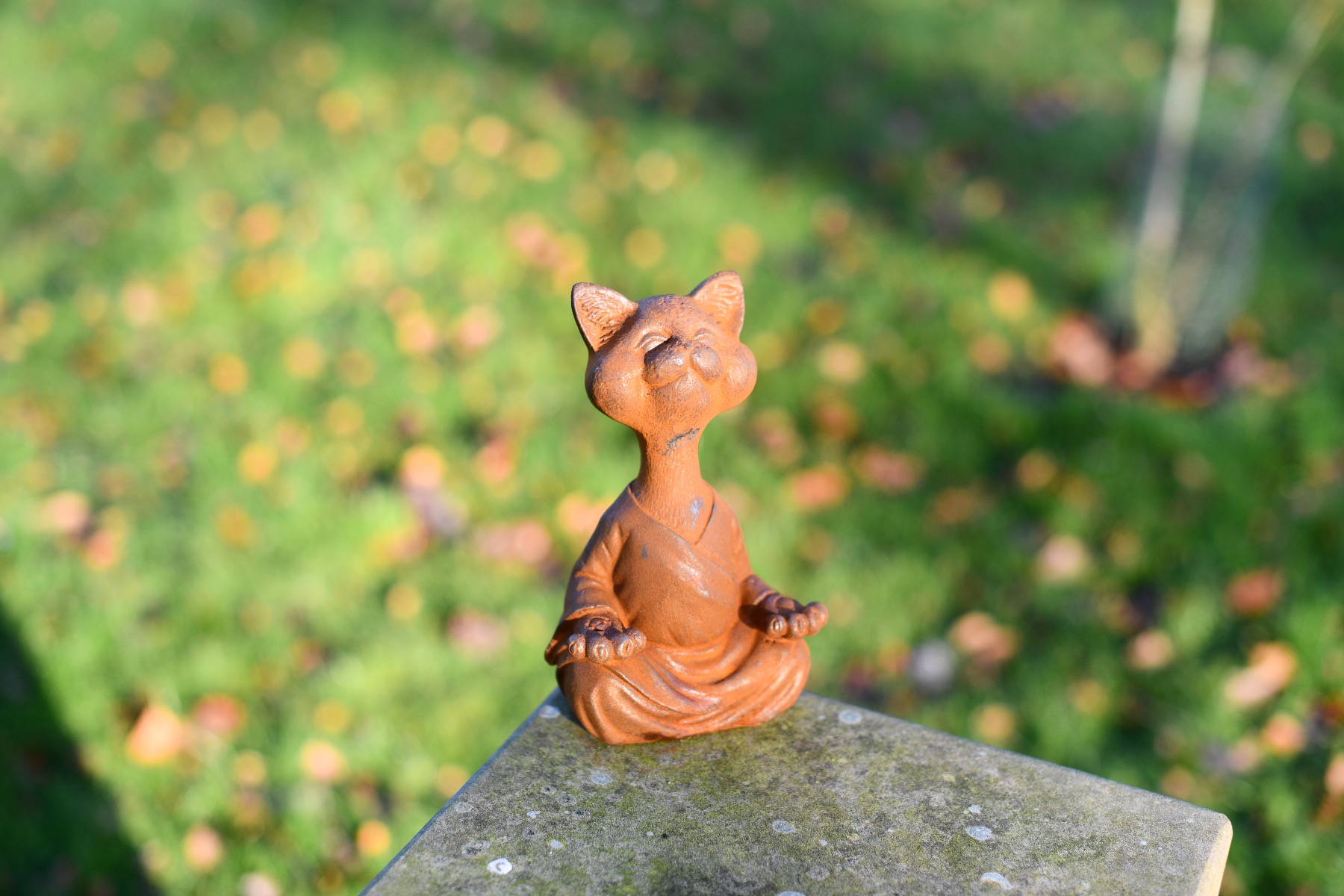 Rustic Cast Iron Meditating Yoga Cat