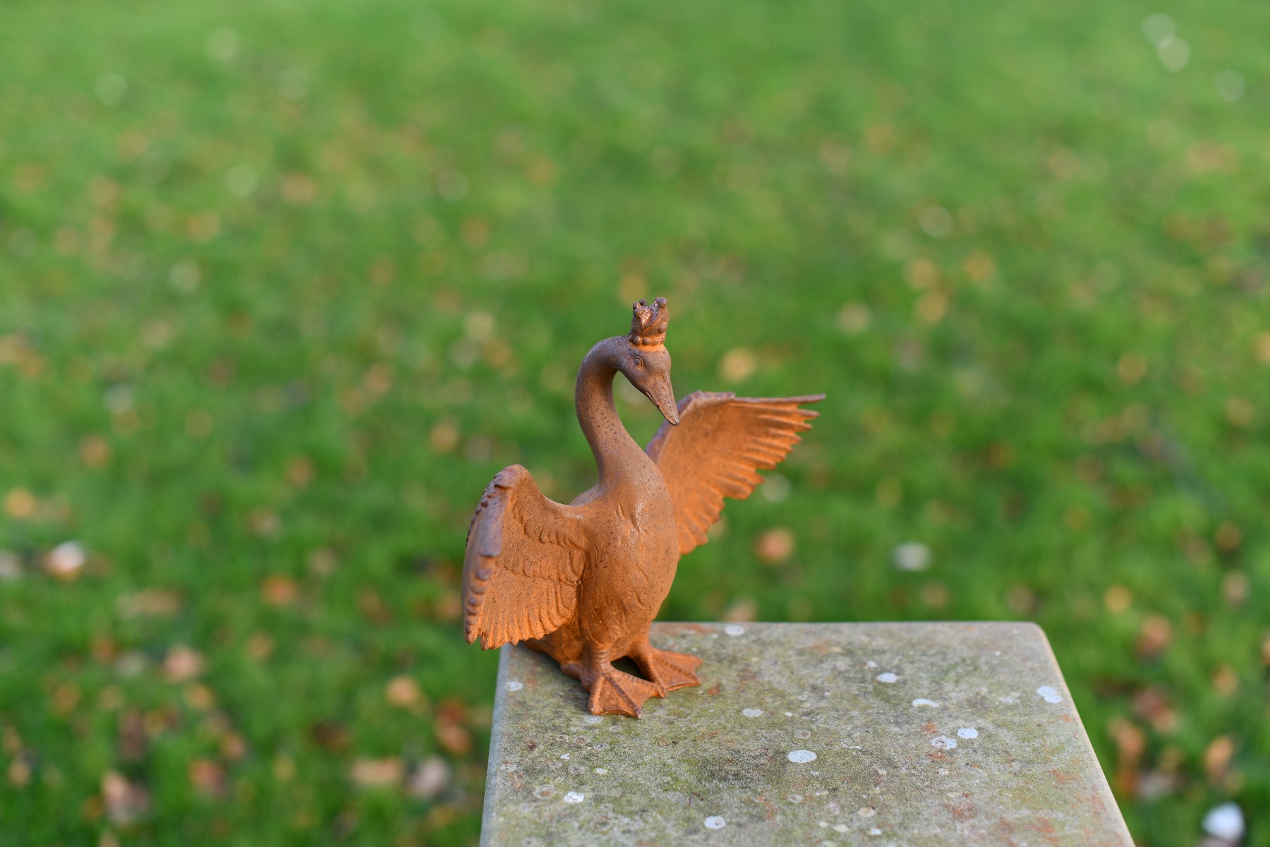 Rustic Cast Iron Royal Goose Garden Sculpture