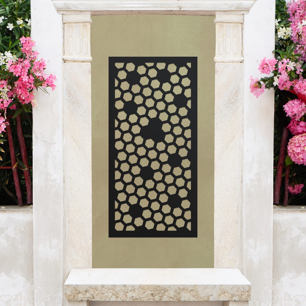 Bee Honeycomb Garden Wall Screen - Black