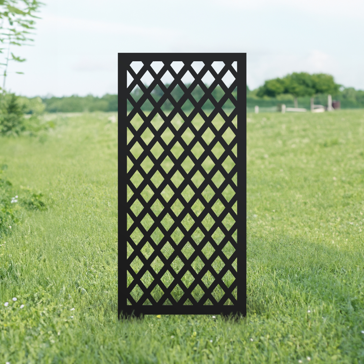 Black Trellis Pattern Garden Screen