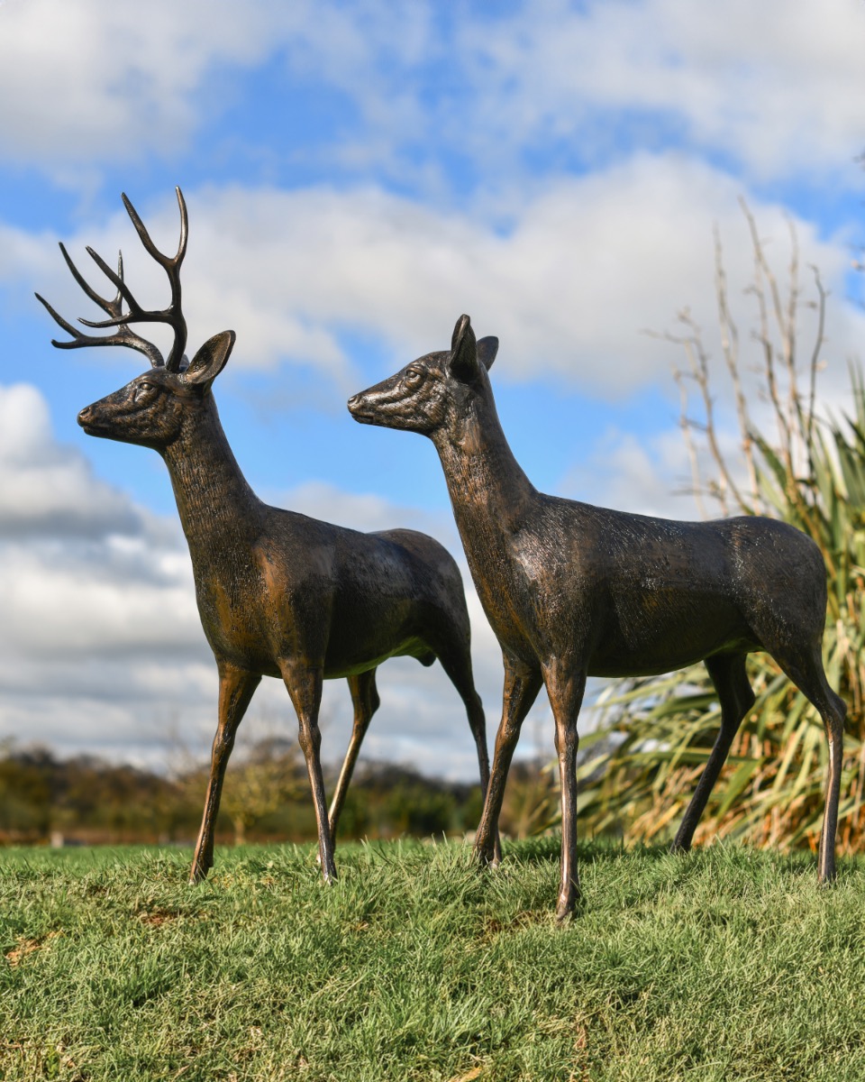 "Foggy" And "Chestnut" Buck and Doe Garden Sculpture Set