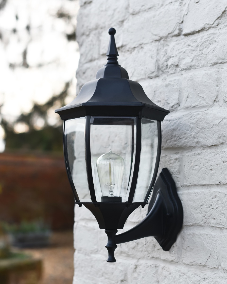 Traditional Black Rounded Aluminium Victorian Wall Lantern