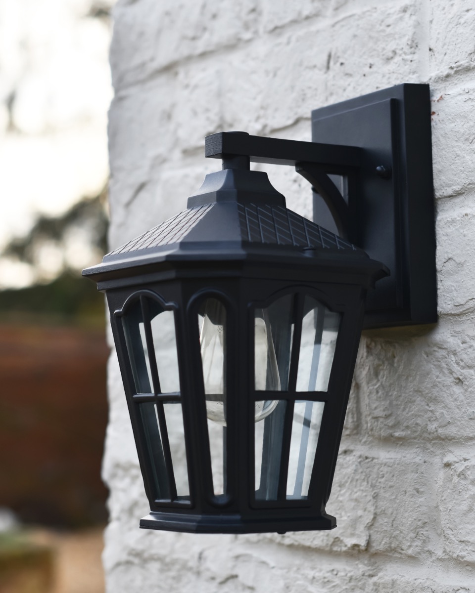 Traditional Black Victorian Exterior Top-Fix Wall Lantern