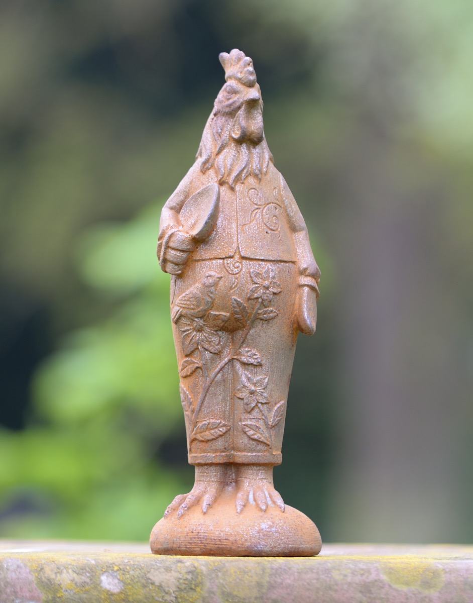 Rustic Cast Iron Gardening Rooster Garden Sculpture