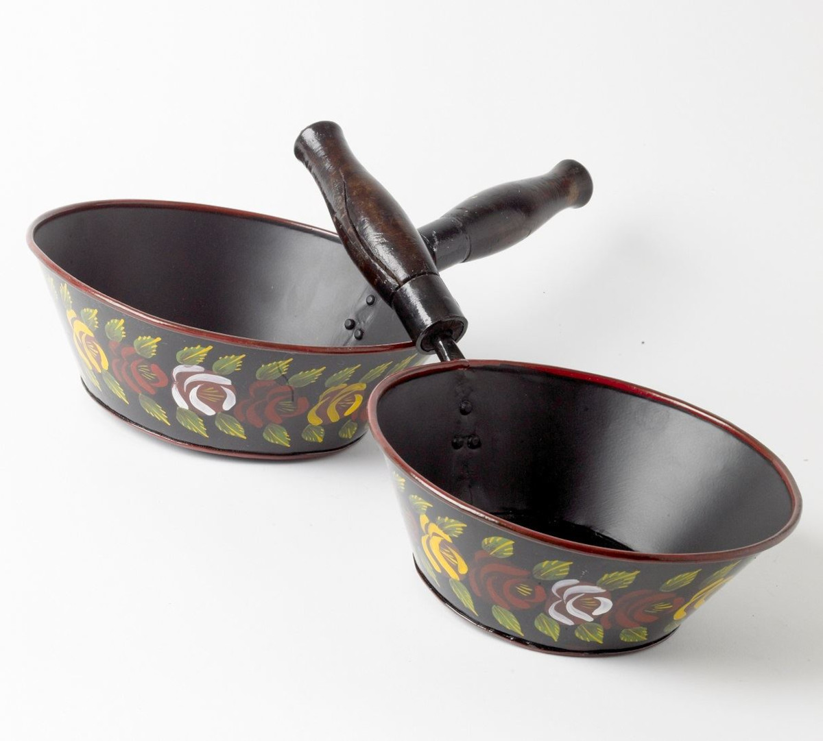 Black Traditional Narrowboat Pan