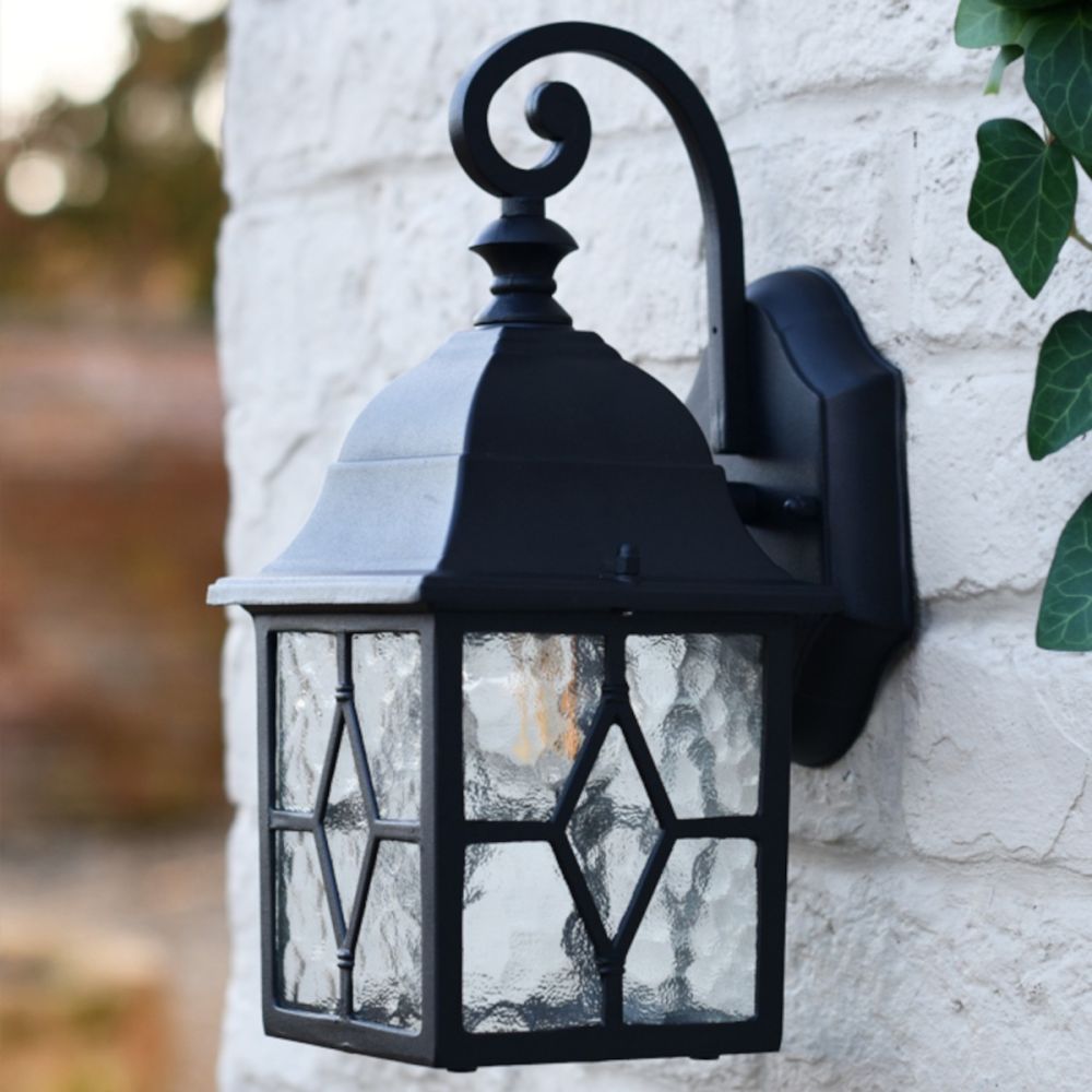 'Redford Grove' Traditional Black Wall Lantern