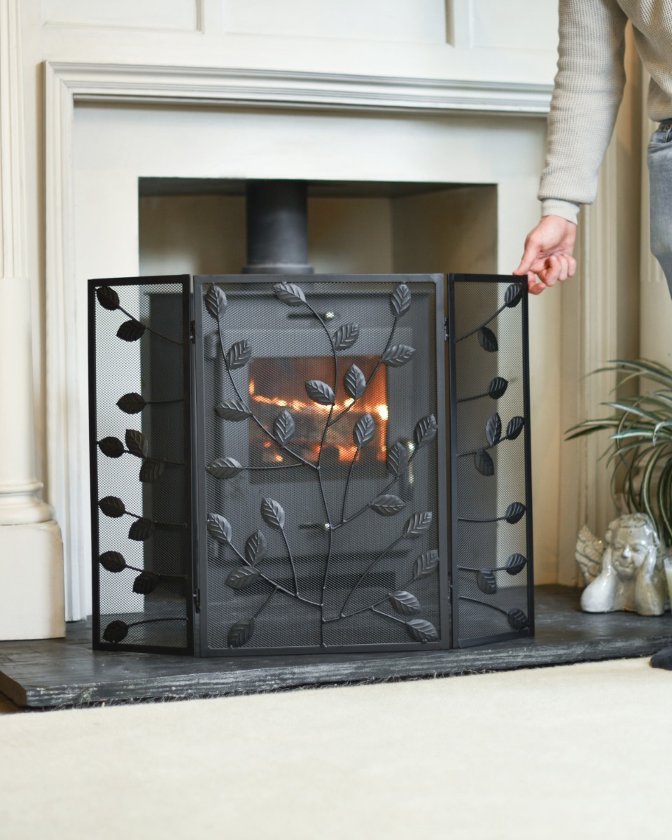 Black 'Tangle' Three Fold Fireguard - 62cm