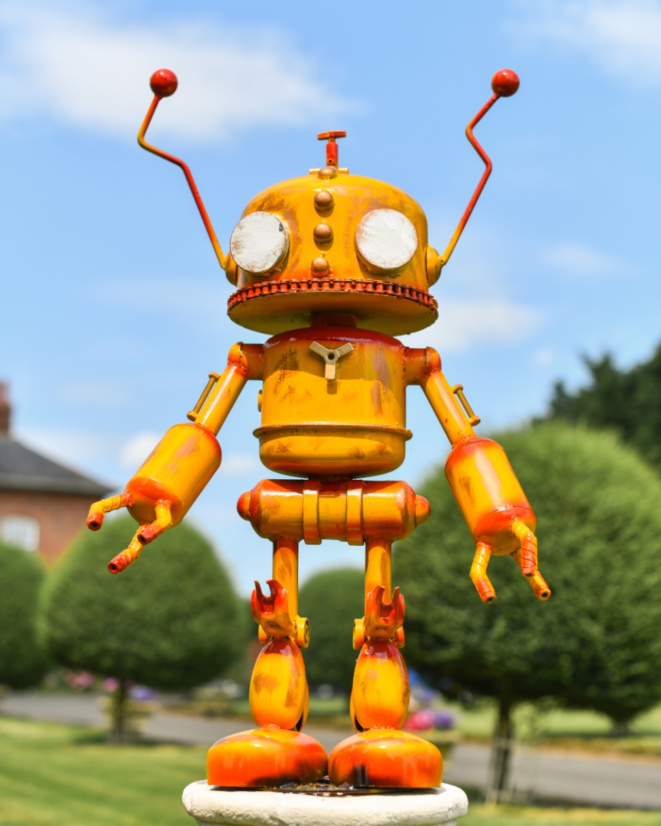 'Bolt' The Yellow Robot Garden Sculpture Recycled Metal Parts