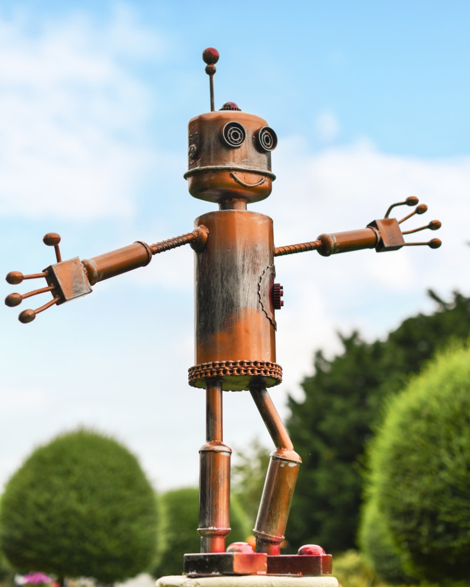 'Pip' The Friendly Robot Garden Sculpture