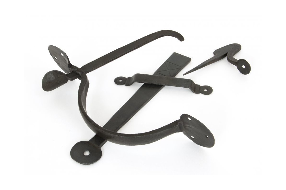 Black Heavy Duty Bean Thumblatch