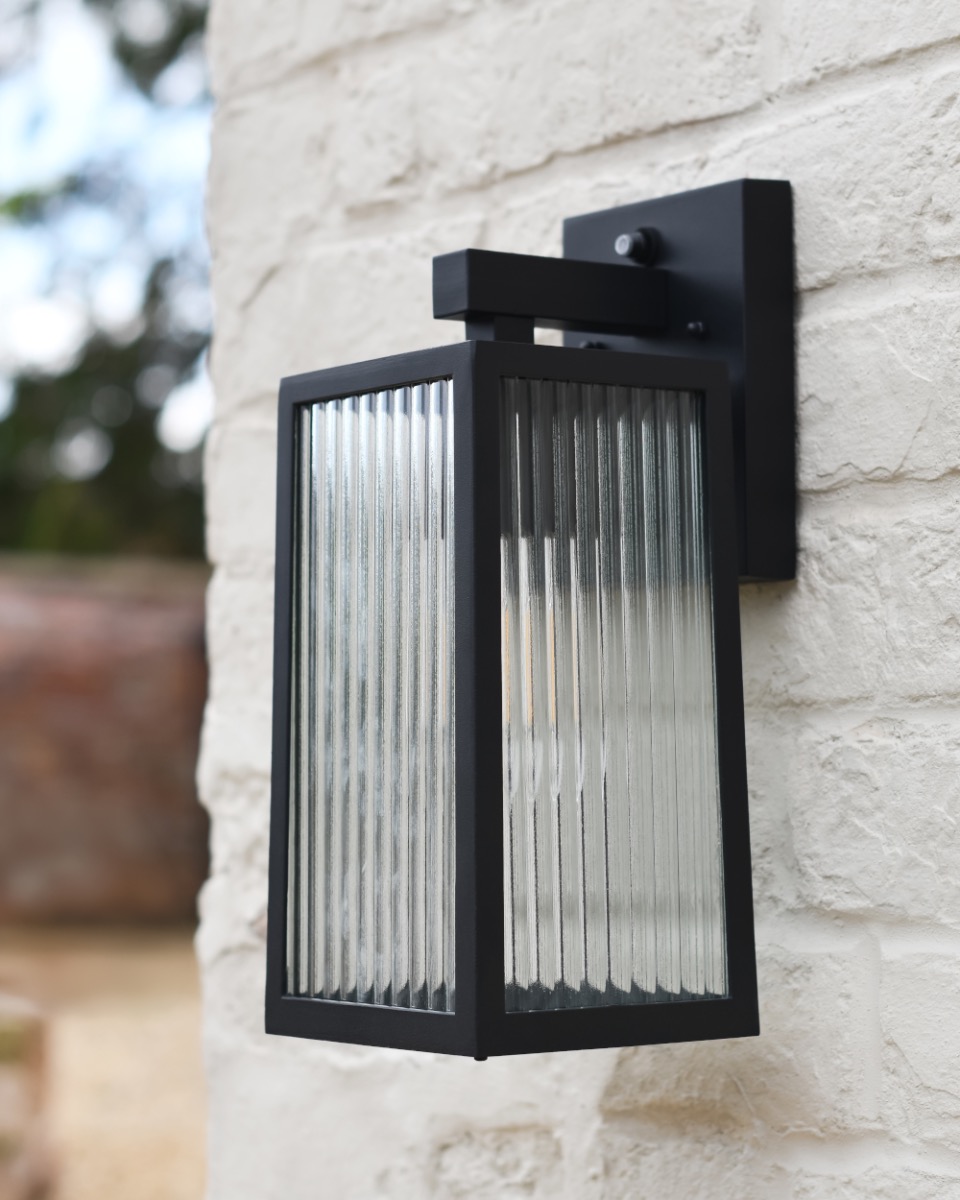 Contemporary Black 'Caja' Wall Light - Ribbed Glass