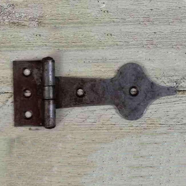 Natural Iron 'Spades' Hinge - 100mm