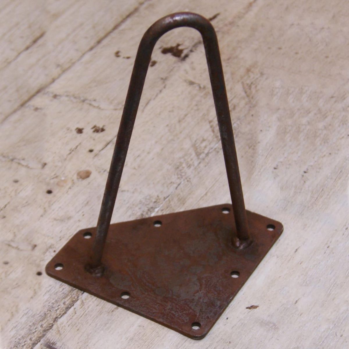 Rustic Iron Two Prong Hairpin Table Leg - 8"