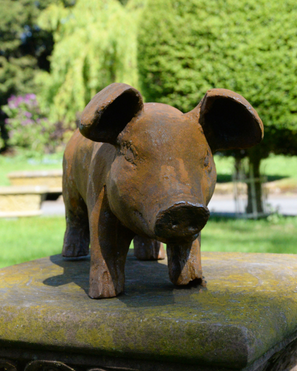 Rustic Cast Iron Pig Sculpture - Medium