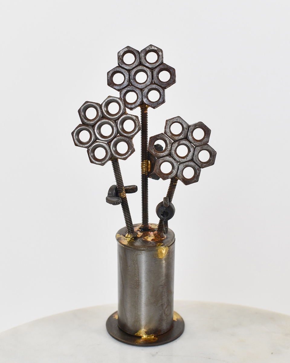 Ornate Flower Pot Scrap Metal Art Sculpture - 16cm