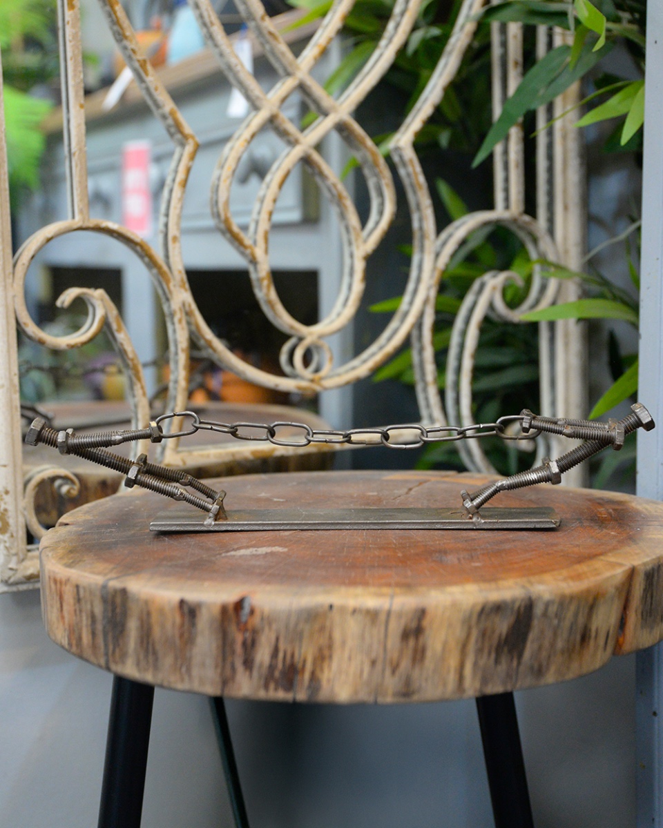 The 'Battle Of Strength' Scrap Metal Art Sculpture - 6cm