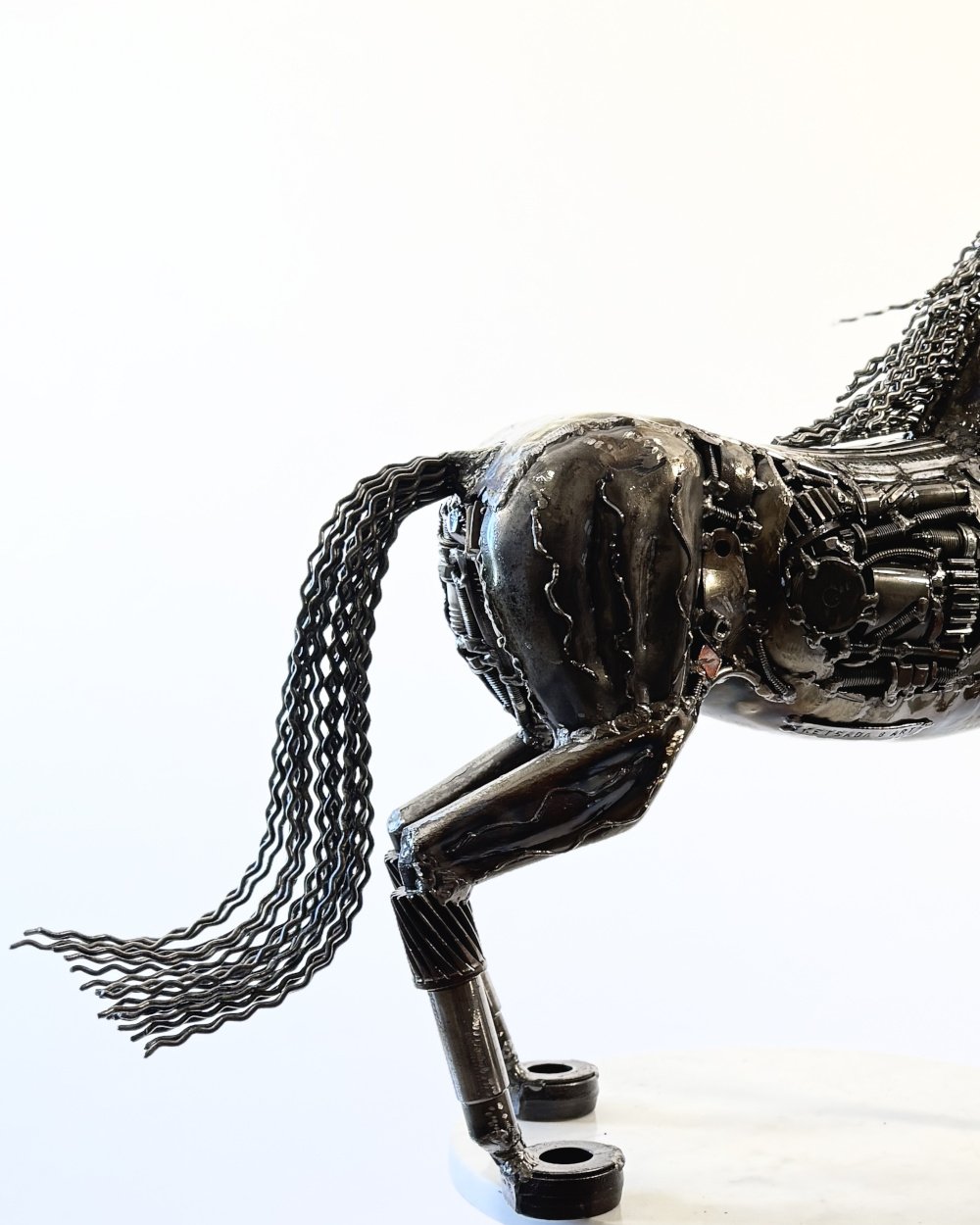 Details On The Trotting Horse Sculpture