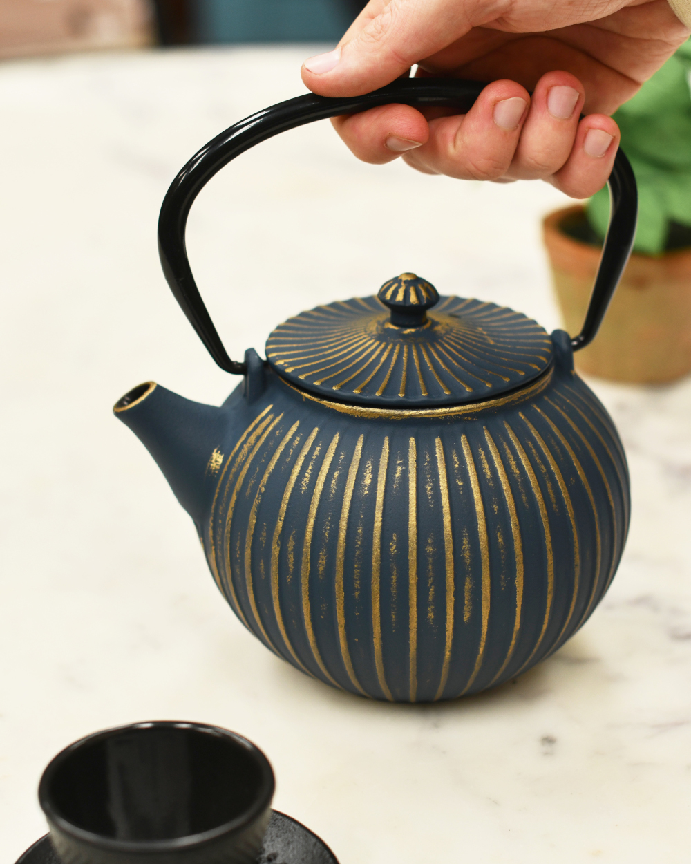 Cast Iron 'Ōkawa' Japanese Blue Teapot - 1.1L