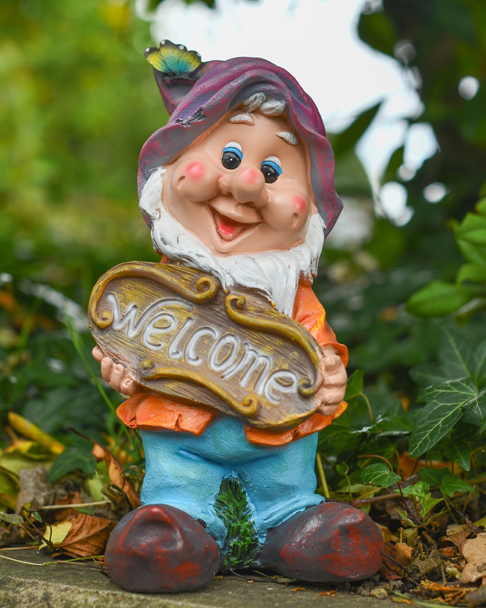 'Benno' The Resin Welcoming Garden Gnome - 30cm
