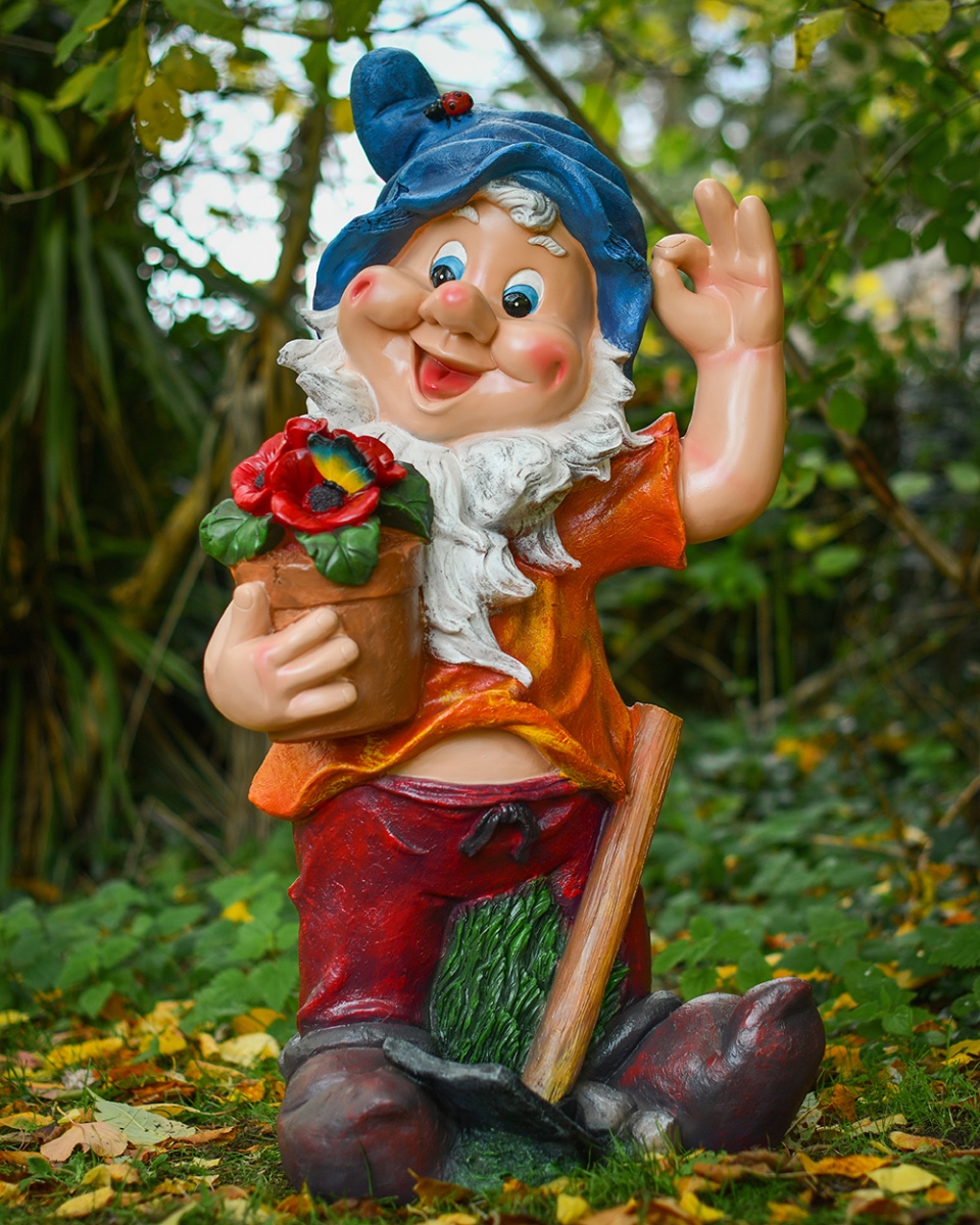 'Eddy' The Fibreglass Garden Gnome- 93cm