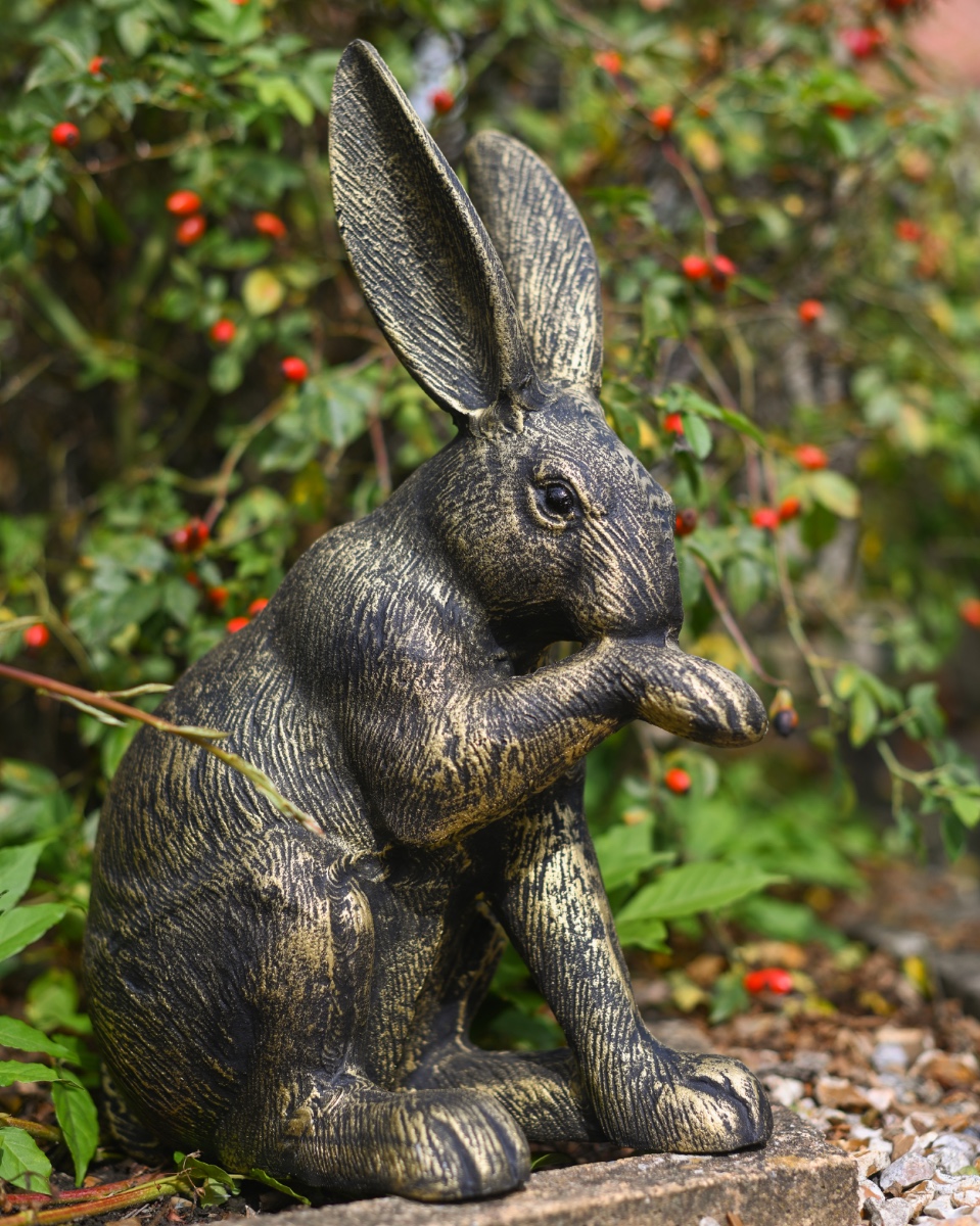 'Harriet' The Grooming Hare Garden Sculpture