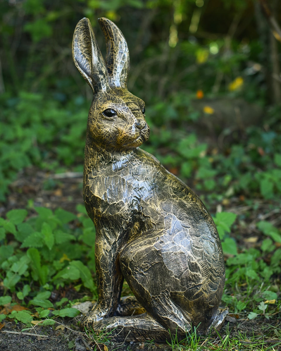 'Mossie' The Bronze Watchful Hare Re…