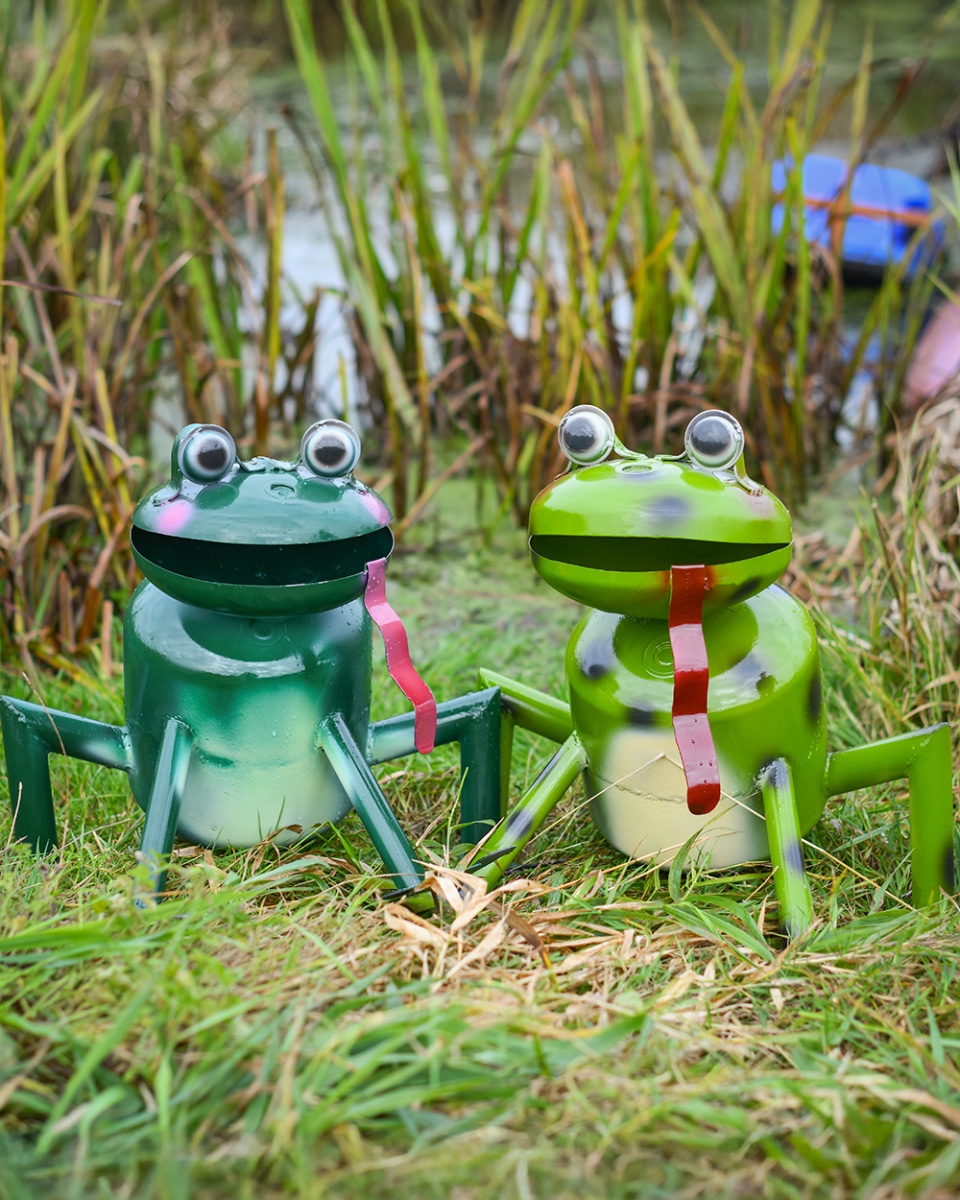 Scrap Metal 'Ferdinand' The Frog Garden Sculpture