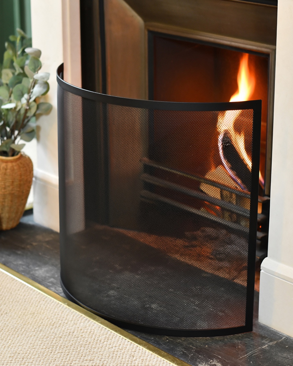Simplistic Black Curved Single Panel…