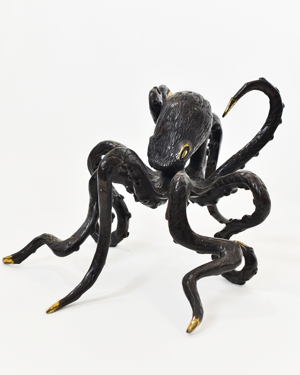 Bronze 'Deep Crawler' Home Ornament