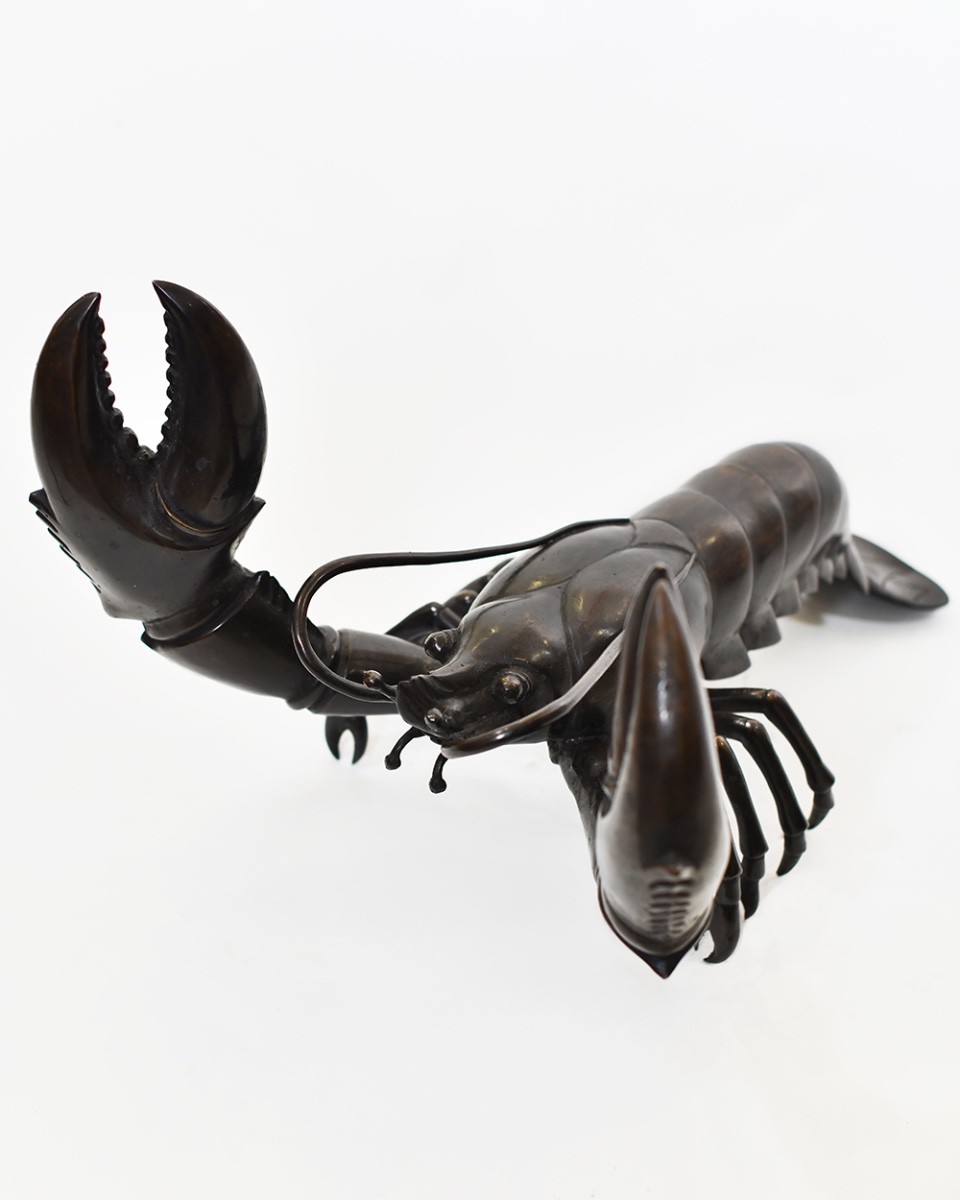 Bronze 'Pincer Guard' Home Ornament