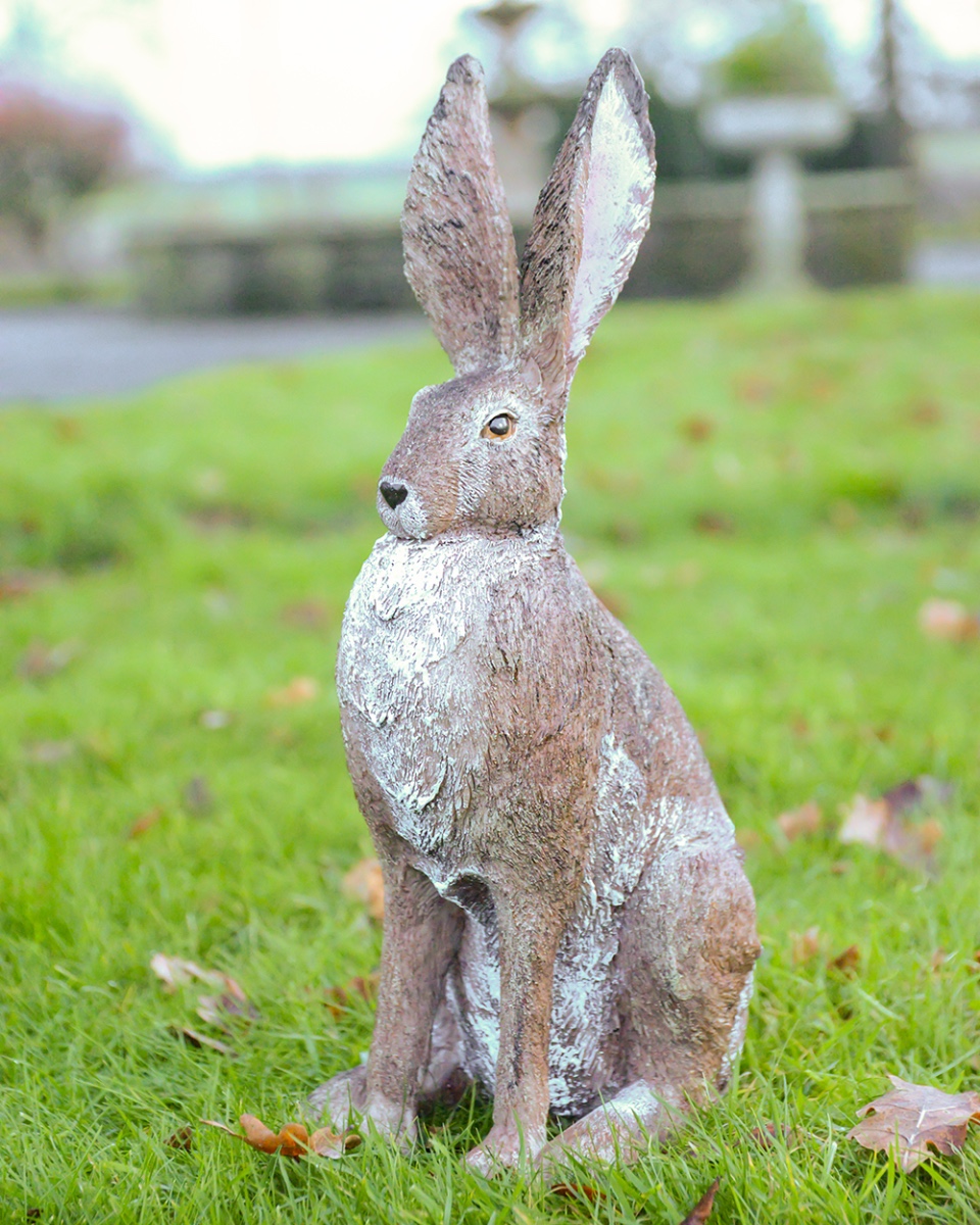 Resin 'Dashwood' The Rabbit Garden S…