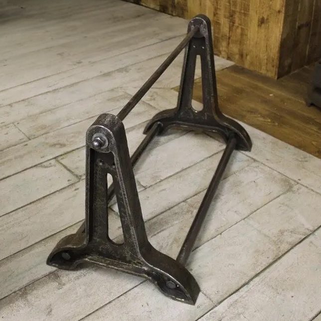 Iron 'Cannon' Coffee Table End Frame…