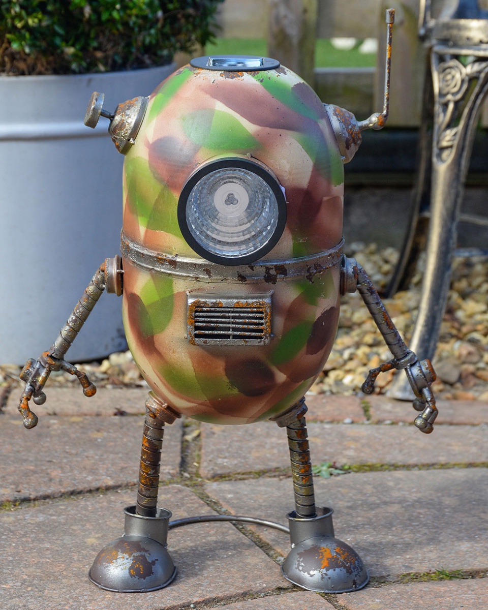 'Radar' The Solar Powered Light Scul…