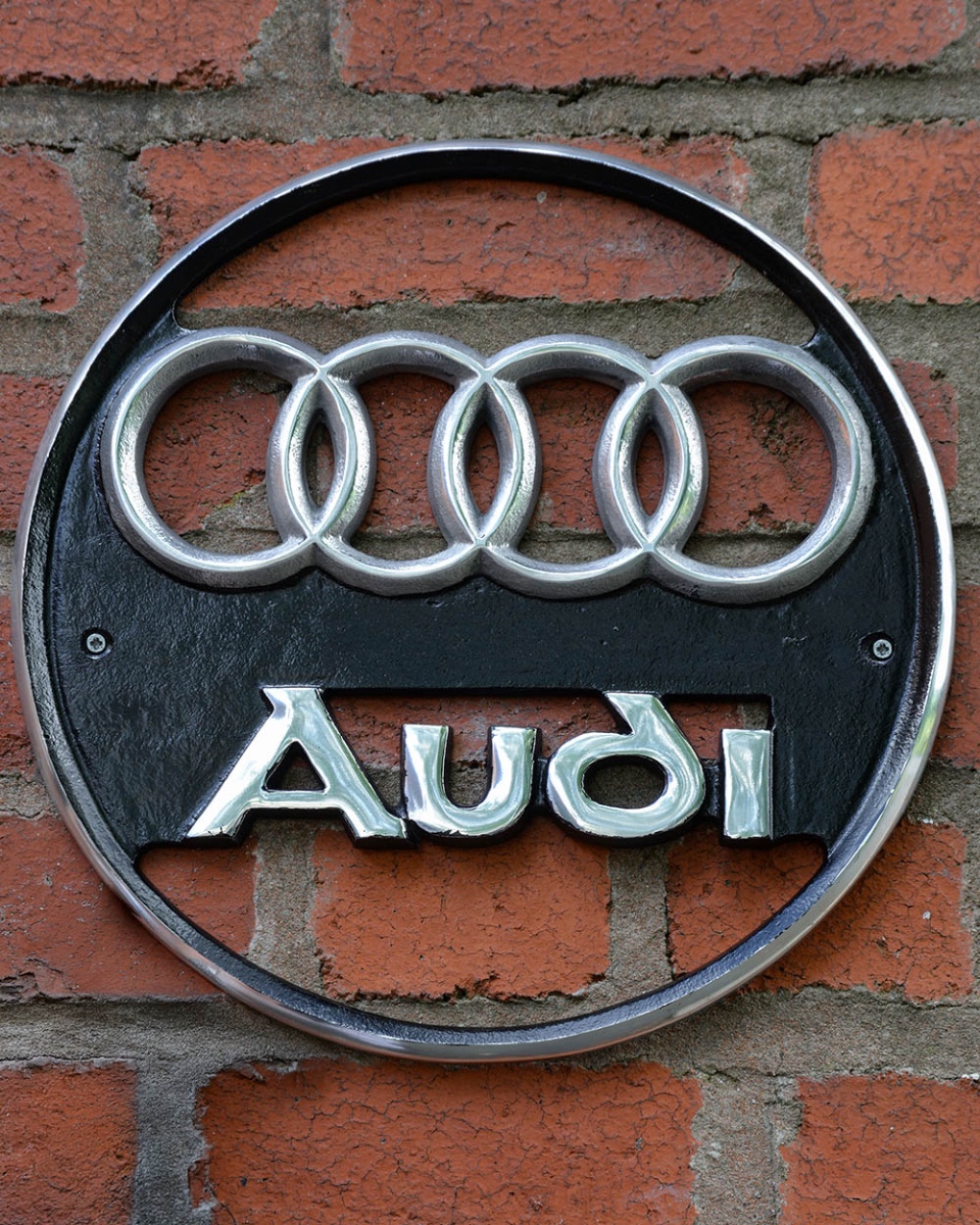 'Audi' Cast Aluminium Automobilia Si…